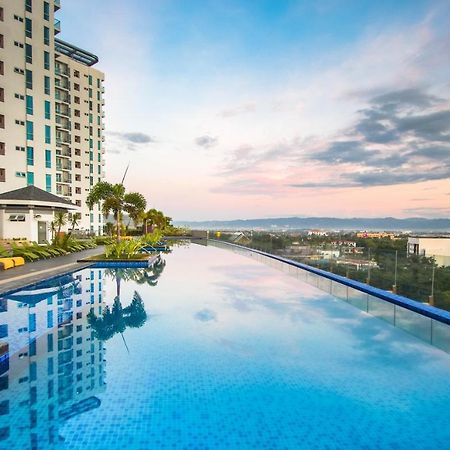 C Suites At Mactan Newtown Lapu-Lapu City Exterior foto