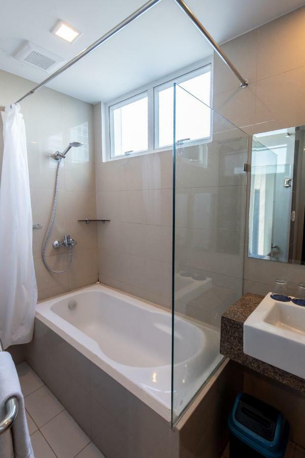 C Suites At Mactan Newtown Lapu-Lapu City Zimmer foto